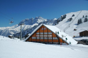 Отель Hôtel des Portes du Soleil  Лез Эвуэт